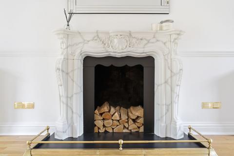 4 bedroom detached house to rent, Wellington Avenue, Virginia Water