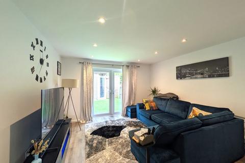 undefined, Poppy Close, Exeter