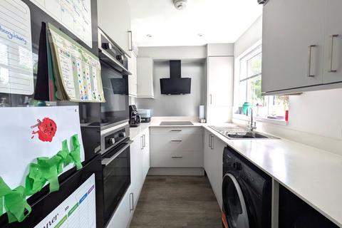 undefined, Poppy Close, Exeter