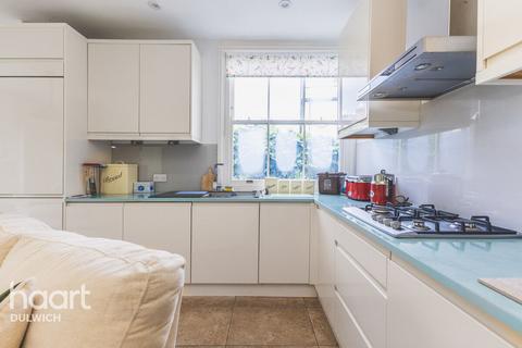 2 bedroom flat for sale, Lordship Lane, London