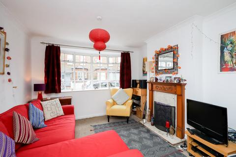 2 bedroom end of terrace house for sale, Mereway Road, Twickenham