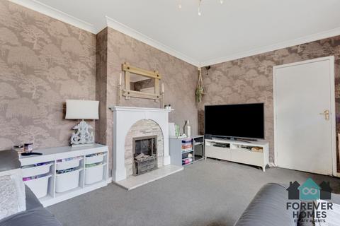 3 bedroom semi-detached house for sale, Ravenfield Drive, Barnsley, S71