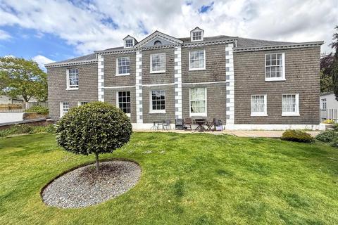 2 bedroom flat for sale, Moresk Road, Truro