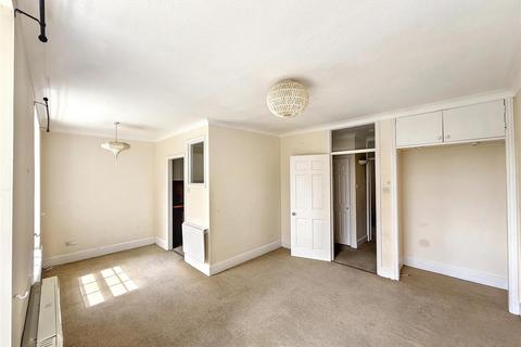 2 bedroom flat for sale, Moresk Road, Truro