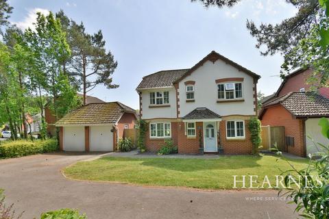 4 bedroom detached house for sale, Amberwood, Ferndown, BH22