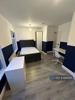 1 bedroom in a house share to rent, Allesley Old Road, Coventry, CV5