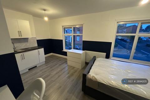 1 bedroom in a house share to rent, Allesley Old Road, Coventry, CV5