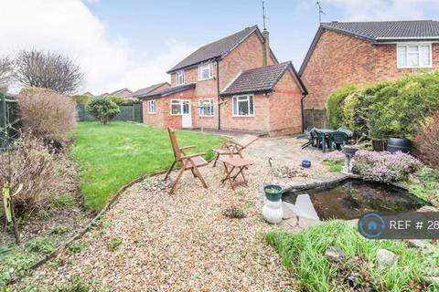 1 bedroom in a house share to rent, Catesby Green, Luton, LU3