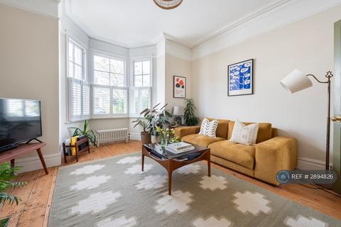 1 bedroom flat to rent, Marlborough Road, Falmouth, TR11