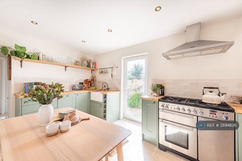 1 bedroom flat to rent, Marlborough Road, Falmouth, TR11