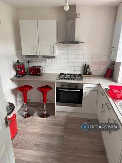 1 bedroom in a house share to rent, Davington Road, Dagenham, RM8