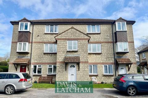 2 bedroom flat for sale, Imberwood Close, Warminster