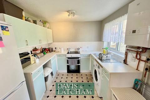 2 bedroom flat for sale, Imberwood Close, Warminster