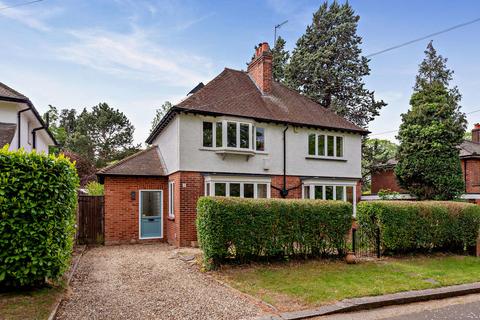 College Avenue, Epsom
