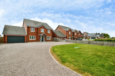 4 bedroom detached house for sale, Station Road, Skegness, PE24