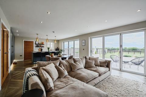 4 bedroom detached house for sale, Station Road, Skegness, PE24