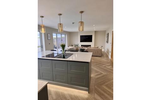 4 bedroom detached house for sale, Station Road, Skegness, PE24
