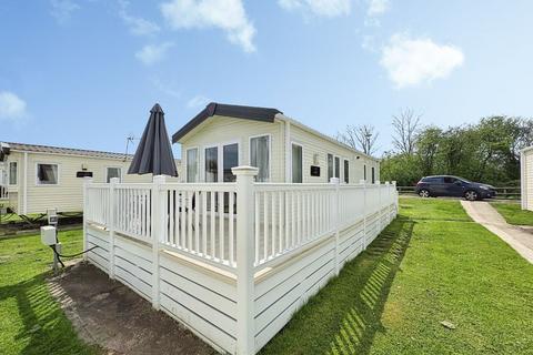 3 bedroom lodge for sale, Mallard Lake, Cotswold Hoburne, Cotswold Lakes