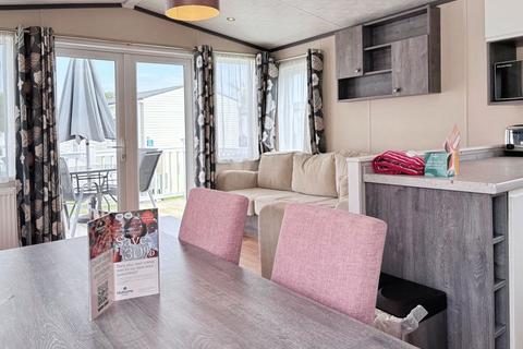 3 bedroom lodge for sale, Mallard Lake, Cotswold Hoburne, Cotswold Lakes