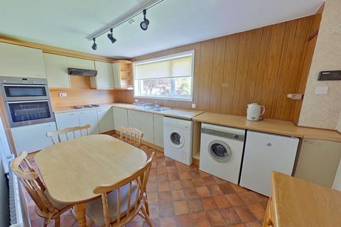 4 bedroom semi-detached house for sale, St Andrews Drive, Thurso