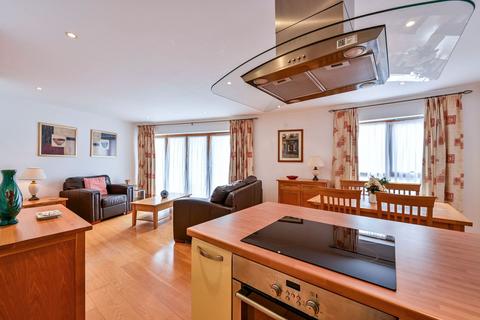 2 bedroom flat for sale, Epsom Road, Guildford, GU1