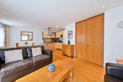 2 bedroom flat for sale, Epsom Road, Guildford, GU1