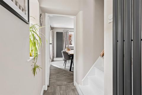 3 bedroom detached house for sale, Yeoman Street, Bonsall DE4