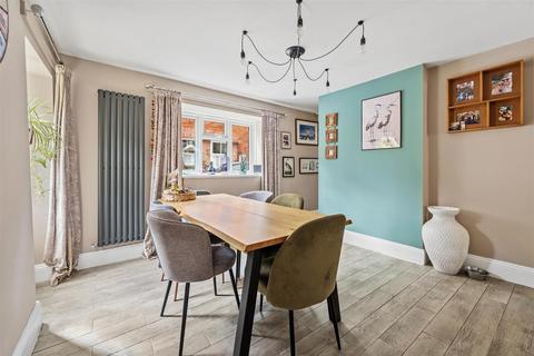 3 bedroom detached house for sale, Yeoman Street, Bonsall DE4
