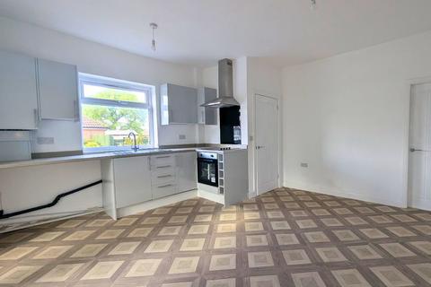 2 bedroom end of terrace house for sale, Mount Pleasant, Leeds