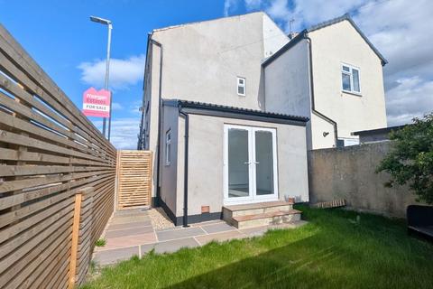 2 bedroom end of terrace house for sale, Mount Pleasant, Leeds