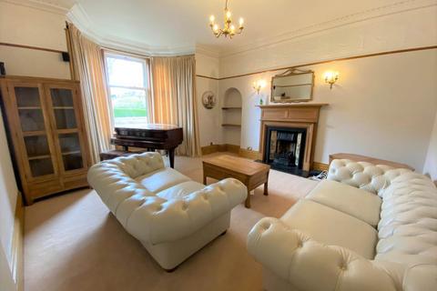 4 bedroom house to rent, 30 Argyle Street, ,