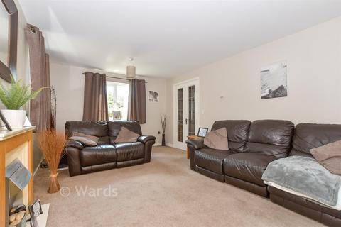 4 bedroom detached house for sale, Brigadier Gardens, Ashford TN23