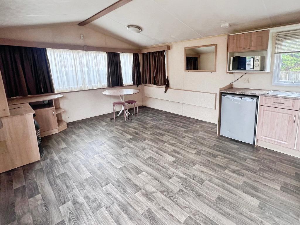 Mill Road, Murrow, Wisbech, Cambs, PE13 4HF - More