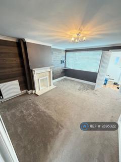 3 bedroom semi-detached house to rent, Butely Road, Luton, LU4