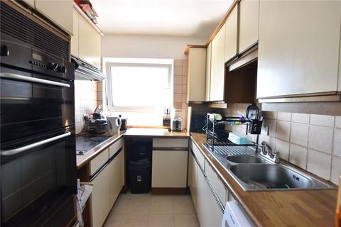 2 bedroom apartment to rent, Clarendon Road, Wallington, SM6