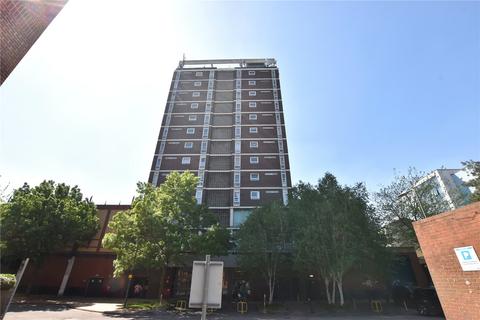 2 bedroom apartment to rent, Clarendon Road, Wallington, SM6