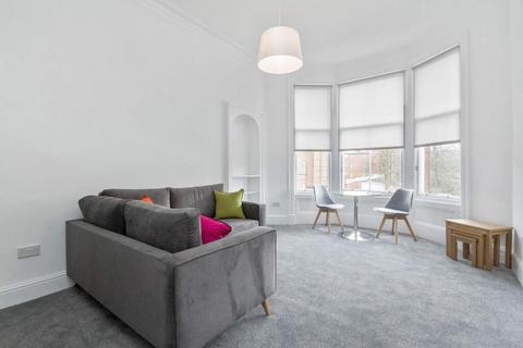2 bedroom flat to rent, Airlie Street Hyndland, Glasgow G12