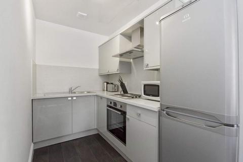 2 bedroom flat to rent, Airlie Street Hyndland, Glasgow G12