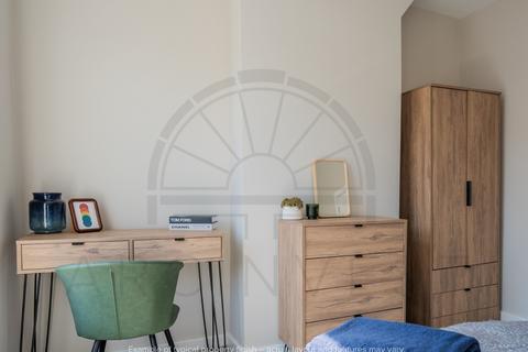 2 bedroom flat to rent, City Centre 238 Berkeley Street, Glasgow G3