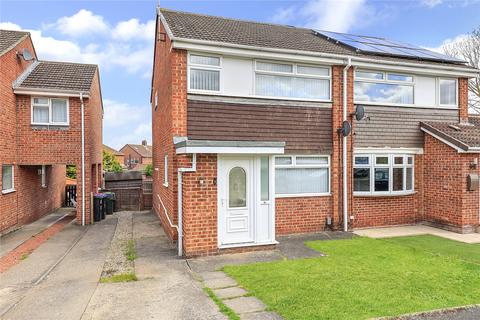 Semi-detached house - Shevington Grove, Marton