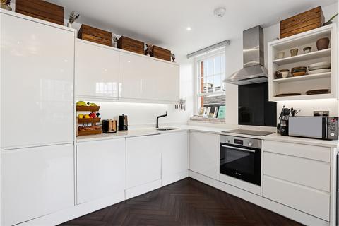 2 bedroom flat for sale, Broadway, Ealing, London, W13