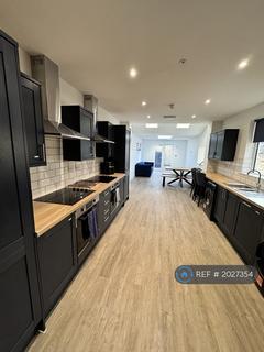 1 bedroom in a house share to rent, North End Avenue, Portsmouth, PO2