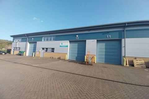 Warehouse to rent, Holmethorpe Ave Redhill RH1 2GD