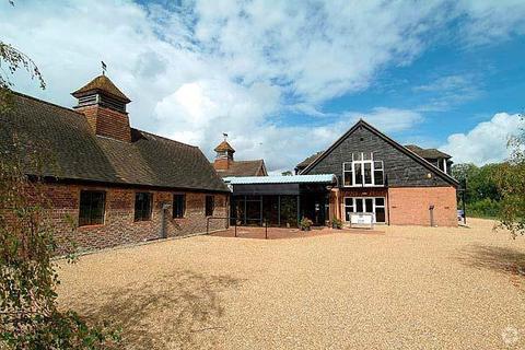 Office to rent, Ironsbottom Reigate RH2 8QG