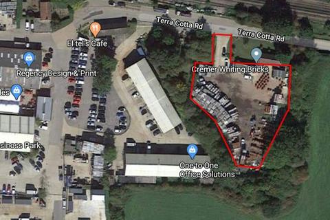 Land to rent, Terracotta Rd South Godstone RH9 8LJ