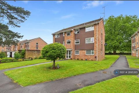 2 bedroom flat to rent, Liebenrood Road, Reading, RG30