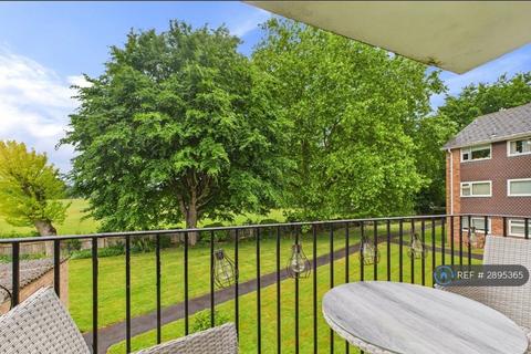2 bedroom flat to rent, Liebenrood Road, Reading, RG30