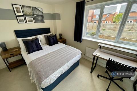 3 bedroom terraced house to rent, Harvest Road, Market Harborough, LE16