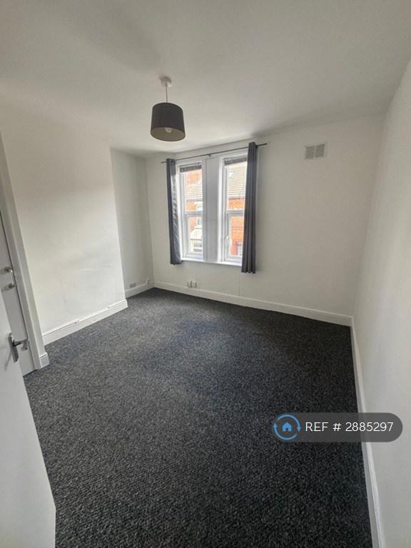 Wilford Crescent East, Nottingham, NG2 - View 4