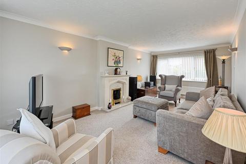 4 bedroom detached house for sale, Millfields Way, Wombourne, Wolverhampton